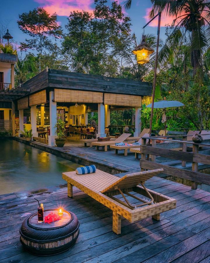 Alam Sembuwuk Parco vacanze 4*